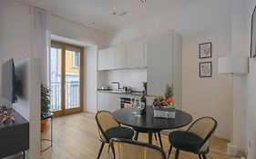 Milan Chic Luxury Apartments-Hosted By Sweetstay